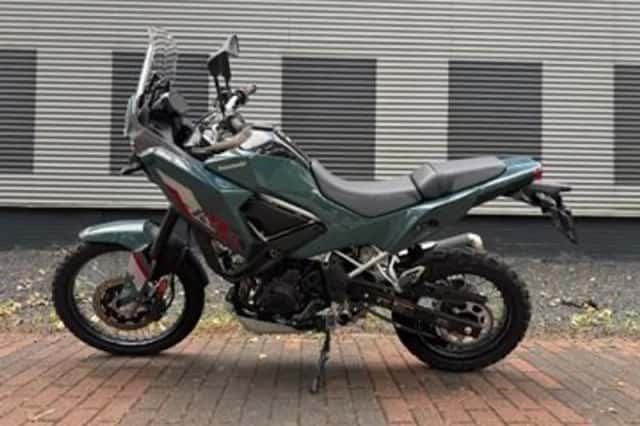 Kawasaki KLE500 SE (2026) thumbnail 4