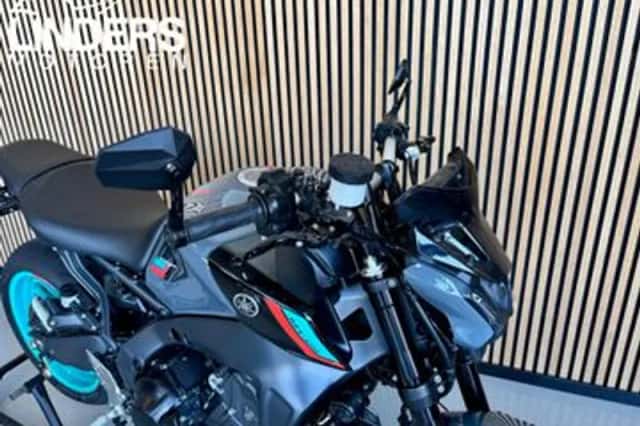 Yamaha MT-09 (2023) thumbnail 2