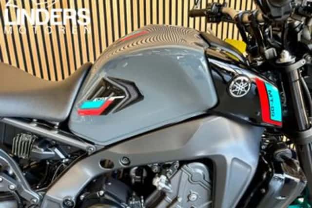 Yamaha MT-09 (2023) thumbnail 5