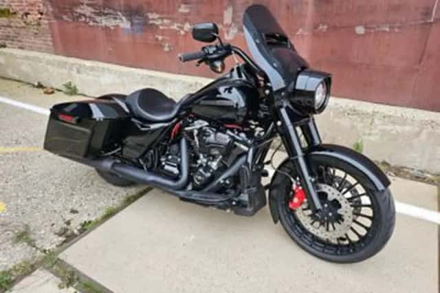 Harley-Davidson Road King Special Flhrxs (2018) thumbnail 1
