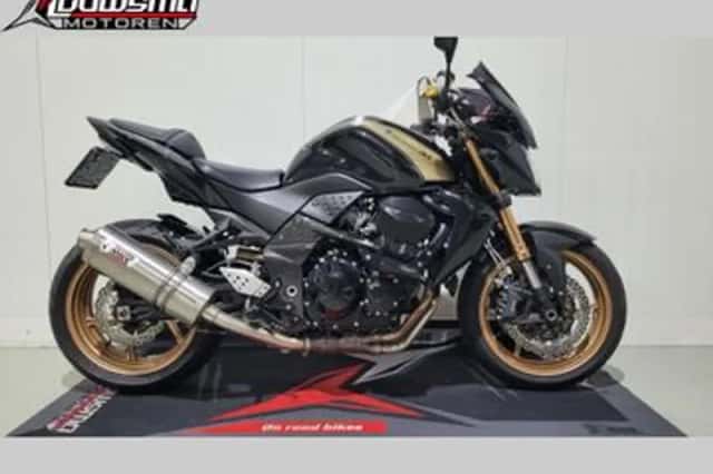 Kawasaki Z 750R (2013) thumbnail 1