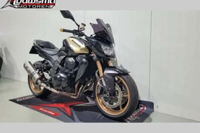 Kawasaki Z 750R (2013) thumbnail 2