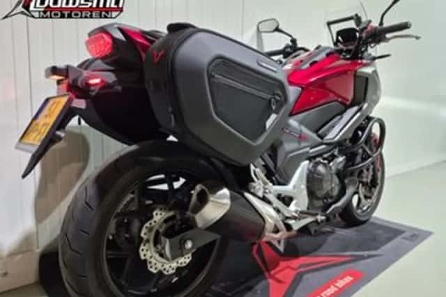 Honda NC750X (2020) thumbnail 3