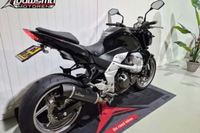 Kawasaki Z750 (2007) thumbnail 3