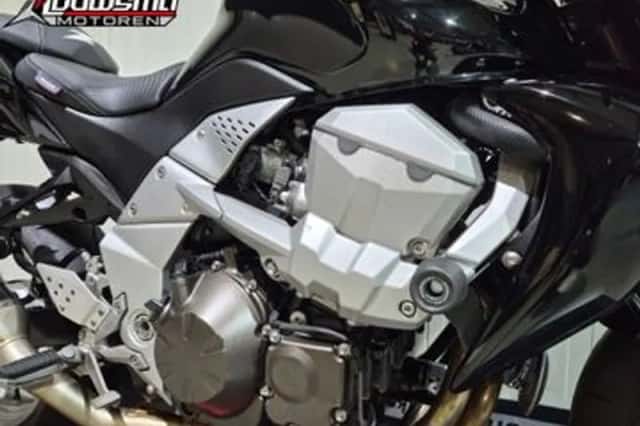 Kawasaki Z750 (2007) thumbnail 4