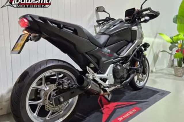 Honda NC750X (2017) thumbnail 4