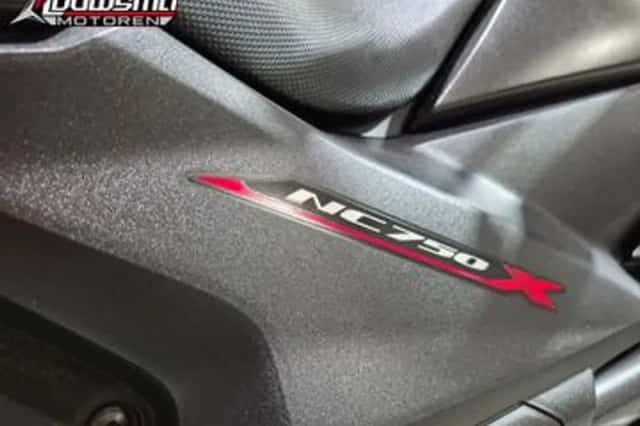 Honda NC750X (2017) thumbnail 6