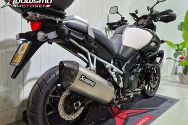 Suzuki V-Strom (2015) thumbnail 3