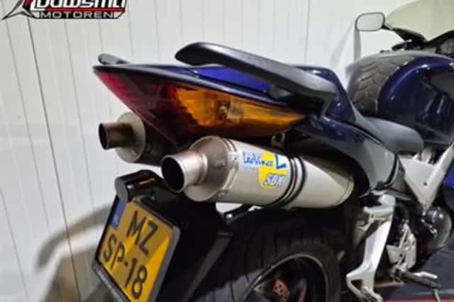Honda VFR 800 FI (2002) thumbnail 4