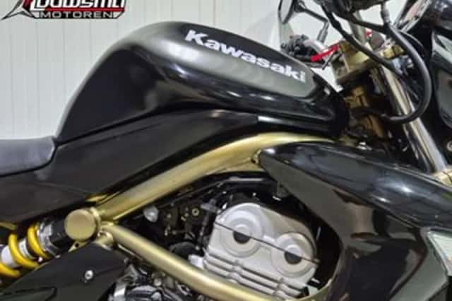 Kawasaki Er-6n (2006) thumbnail 4