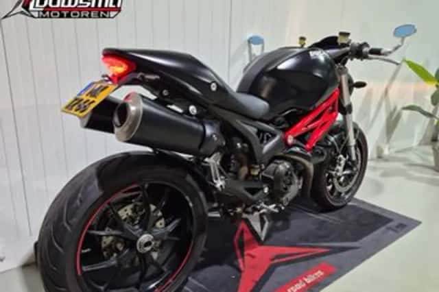 Ducati M 1100 (2010) thumbnail 3