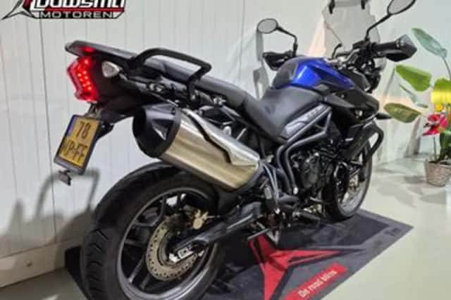 Triumph Tiger 800 XR (2015) thumbnail 4