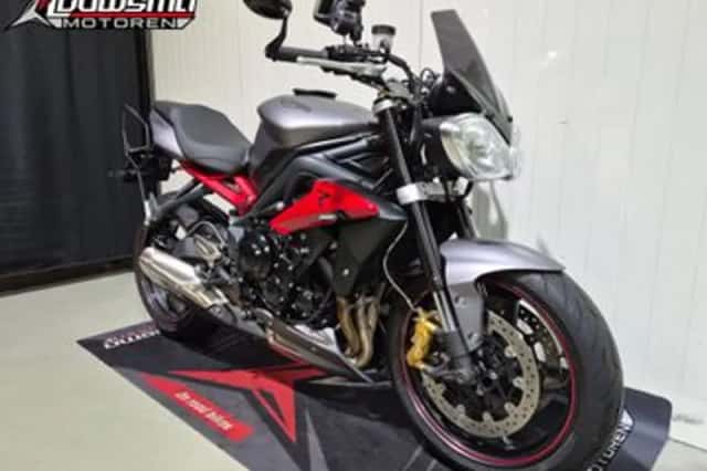 Triumph Street Triple 675 (2016) thumbnail 3