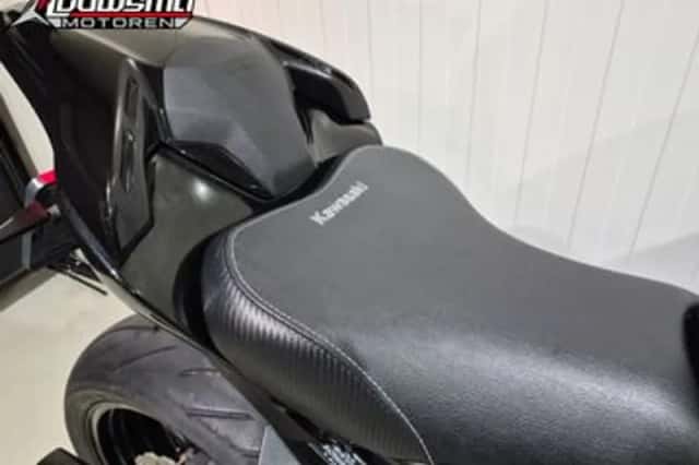 Kawasaki Z900 (2018) thumbnail 6