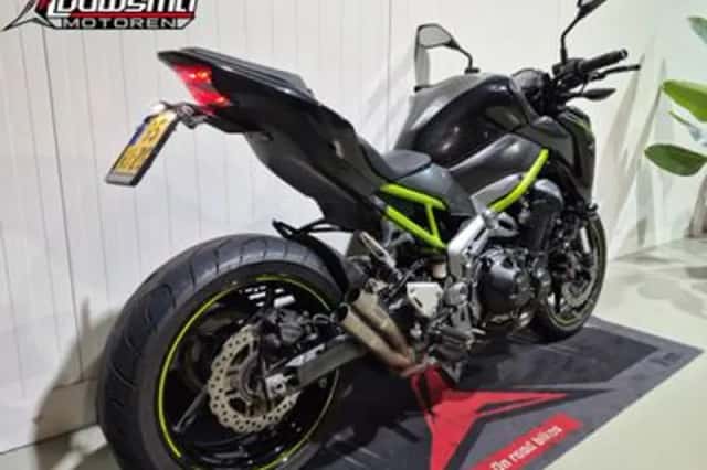 Kawasaki Z900 (2018) thumbnail 3