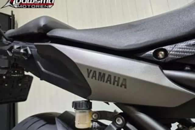 Yamaha Tracer 900 (2015) thumbnail 5