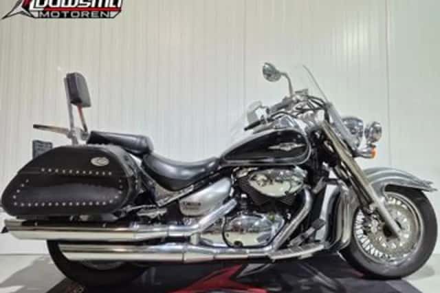 Suzuki Intruder (2005) thumbnail 1