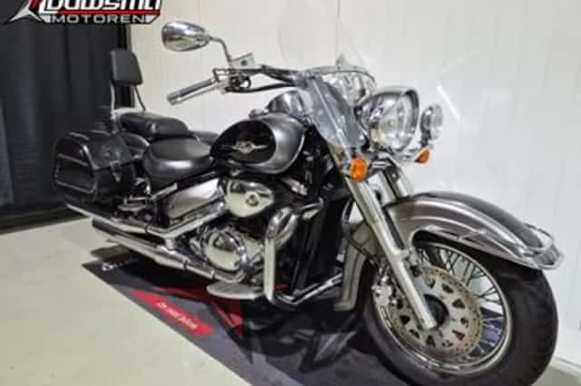 Suzuki Intruder (2005) thumbnail 2