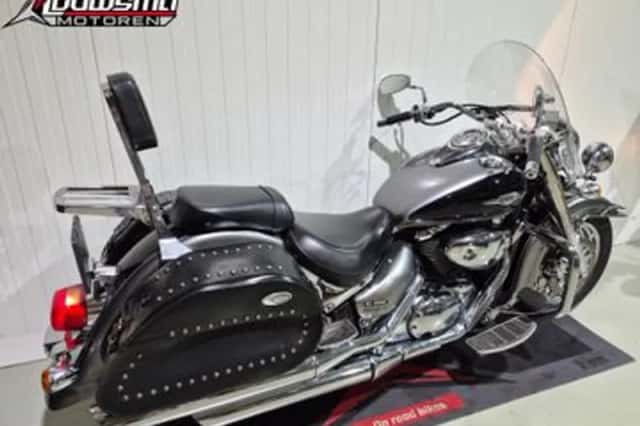 Suzuki Intruder (2005) thumbnail 4