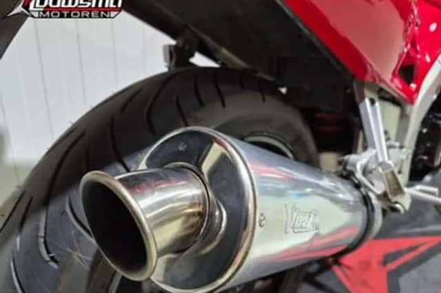 Honda VFR 750 F (1996) thumbnail 5