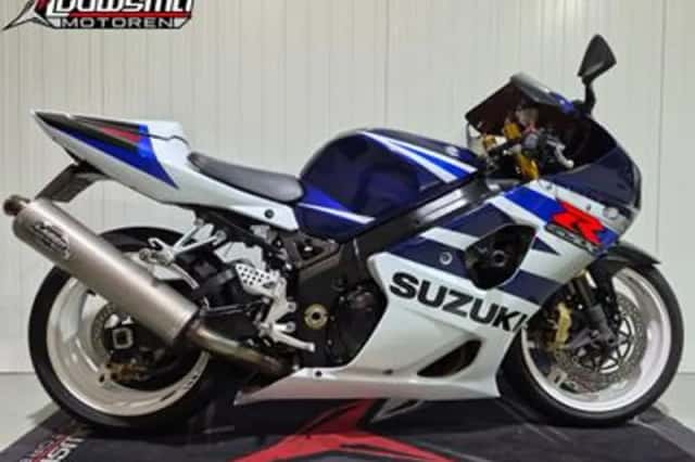 Suzuki GSX-R1000 (2004) thumbnail 1