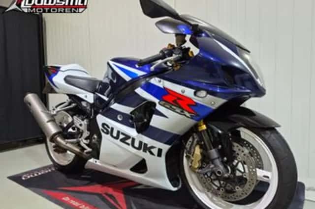 Suzuki GSX-R1000 (2004) thumbnail 2