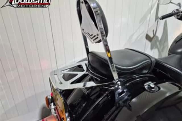Yamaha XVS 1100 Drag Star Classic (2001) thumbnail 6