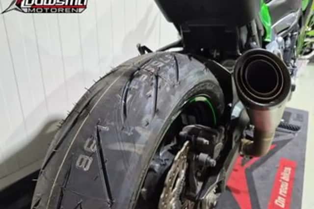 Kawasaki Z900 (2017) thumbnail 5