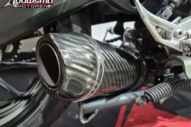 Yamaha Tracer 900 (2017) thumbnail 5
