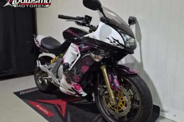 Kawasaki Er-6f (2006) thumbnail 2