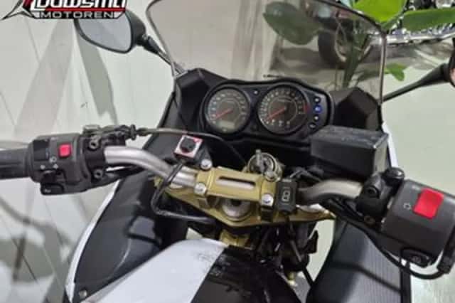 Kawasaki Er-6f (2006) thumbnail 4