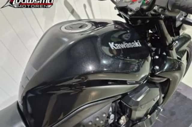 Kawasaki Z750 (2010) thumbnail 4
