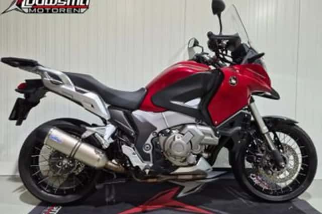 Honda VFR 1200 X Crosstourer (2013) thumbnail 1