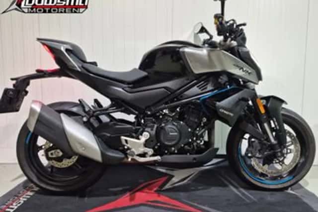 CFMoto 450NK (2025) thumbnail 1
