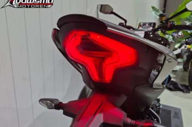 CFMoto 450NK (2025) thumbnail 5