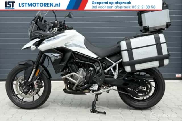 Triumph Tiger 900 (2021) thumbnail 1