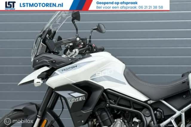 Triumph Tiger 900 (2021) thumbnail 2