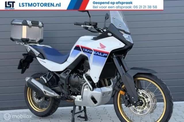 Honda Xl 750 TRANSALP (2023) thumbnail 4