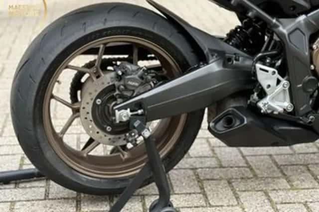 Honda CB650R (2024) thumbnail 5