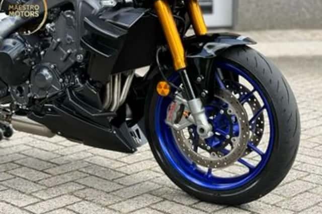 YAMAHA MT 09 SP (2025) thumbnail 2