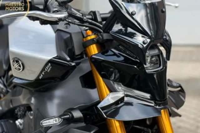 YAMAHA MT 09 SP (2025) thumbnail 4