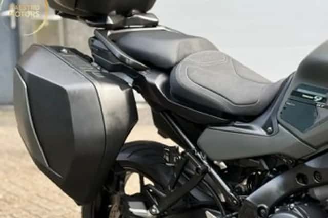 YAMAHA TRACER 9 GT (2023) thumbnail 6
