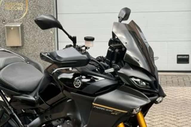 YAMAHA TRACER 9 GT (2023) thumbnail 3