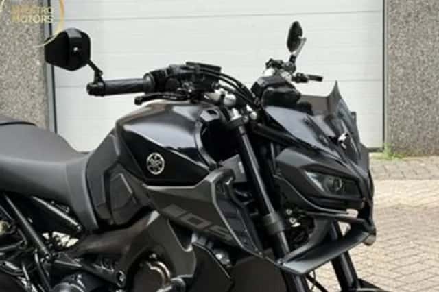 Yamaha MT-09 (2019) thumbnail 3
