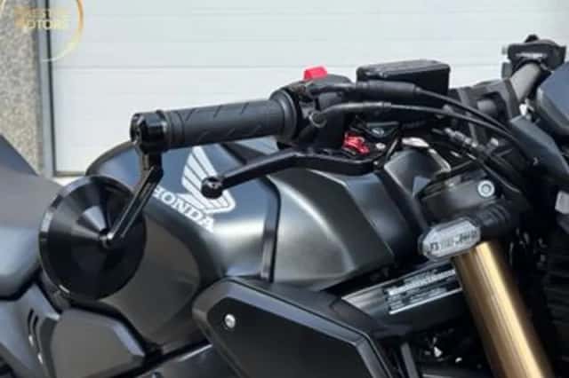 Honda CB650R (2021) thumbnail 5