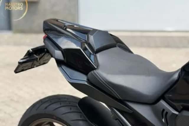 Honda CB650R (2019) thumbnail 6