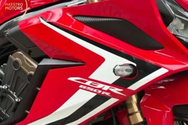 Honda CBR650R (2019) thumbnail 4