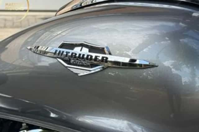 Suzuki Intruder M800 (2010) thumbnail 5