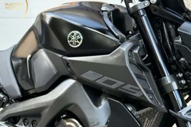 Yamaha MT-09 (2020) thumbnail 5