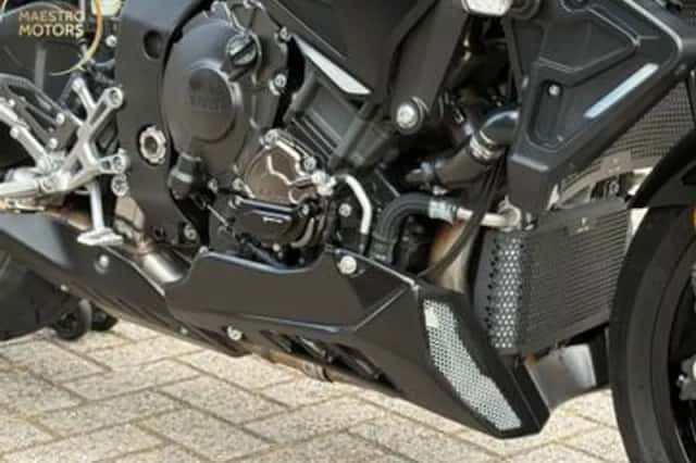 Yamaha MT-10 (2021) thumbnail 4